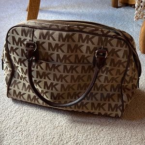 michael kors purse